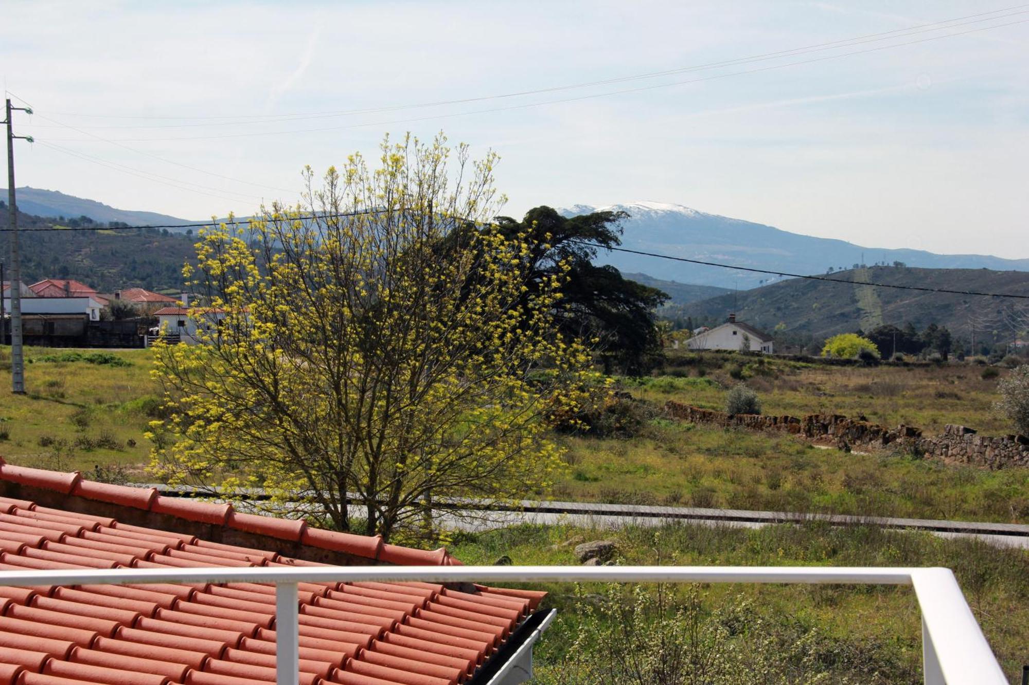 Quartos Em Vivenda Serra Da Estrela Celorico Da Beira Exterior foto